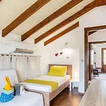 Rose Apartman *