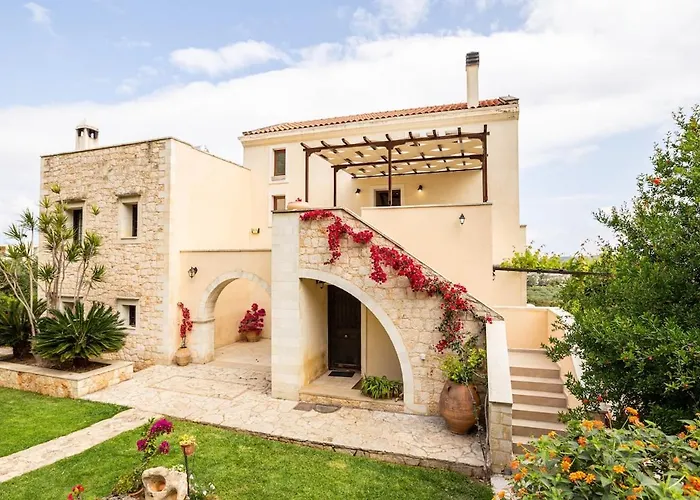 Rose アパート ハニア